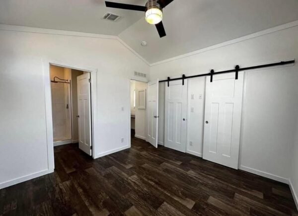Diamond Series "Dasha" – 2 Bed / 2 Bath Modern Home - Image 10