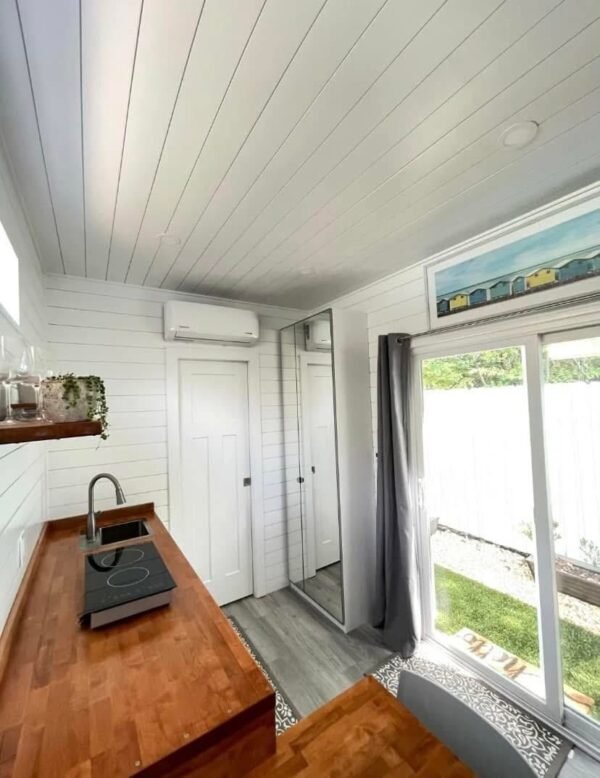 20FT Portable Shipping Container Living Space - Image 6