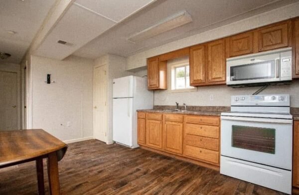 2011 Modular Living Quarters – 2 Bed / 2 Bath - Image 6